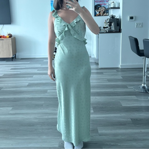 Green Floral Midi Dress - Picture 1 of 3